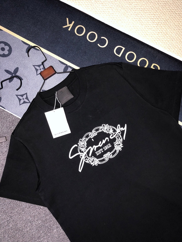 ブランドTシャツ側面デザイン